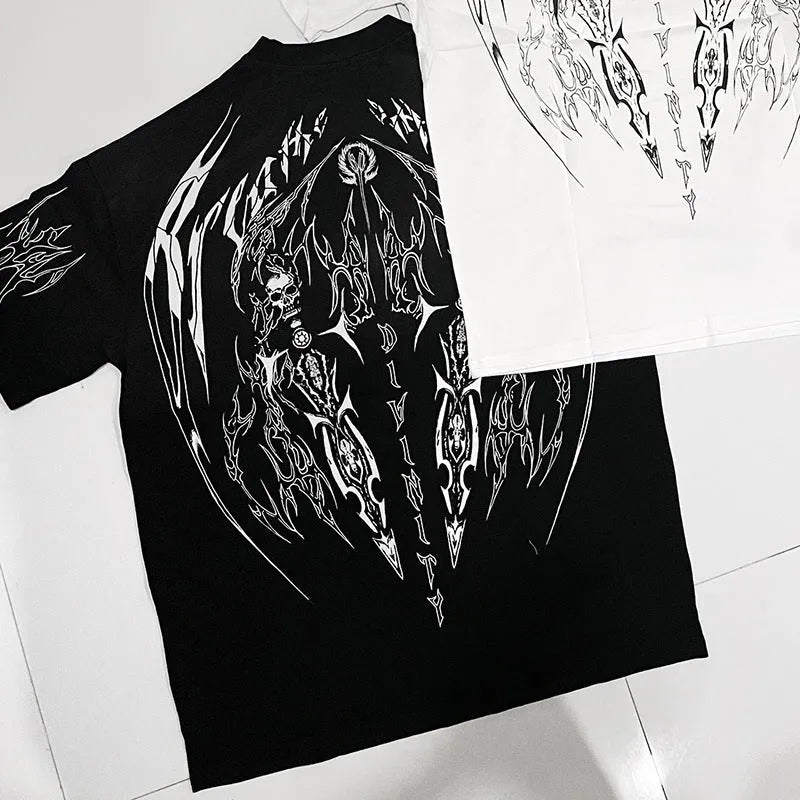 Dark style loose fit plus size cotton short sleeve t-shirt with gold foil detailing