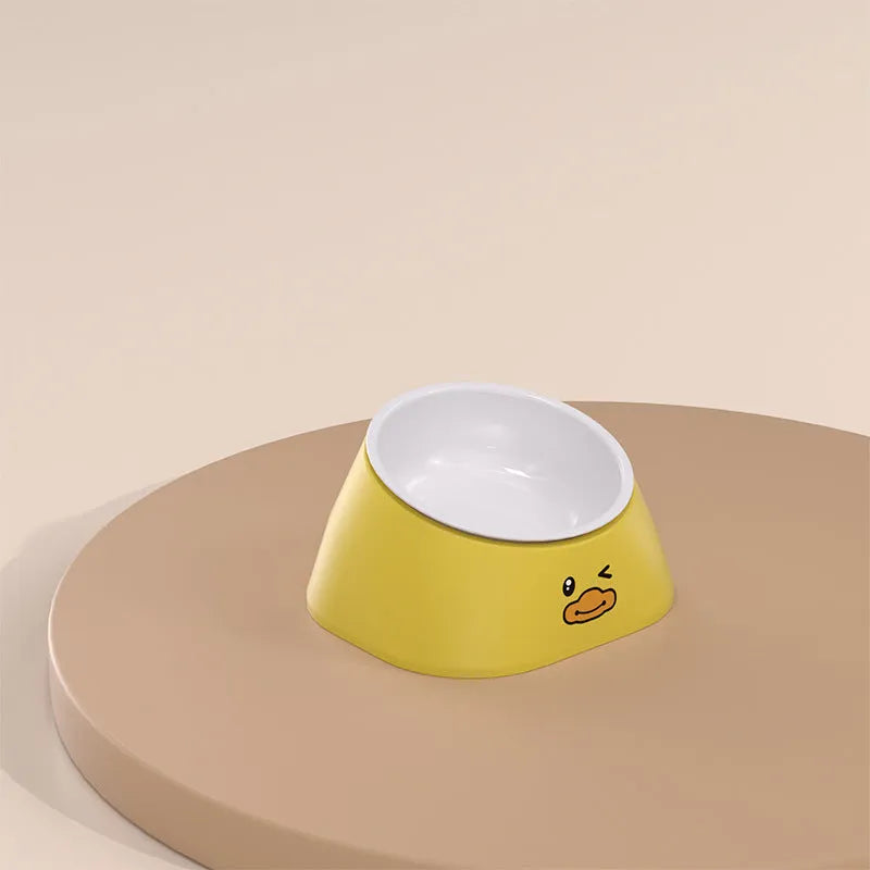 Green 15-degree tilted stainless steel cat bowl with fall-resistant base for cervical spine protection