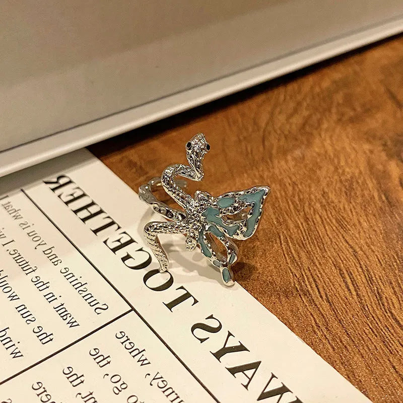 Chinese butterfly design women's ring in polished copper with oil drip texture