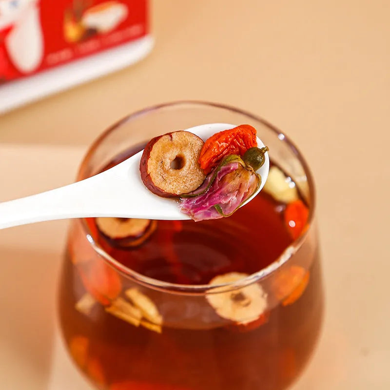 Box of Yuantang brown sugar ginger and jujube herbal tea bags with traditional ingredients