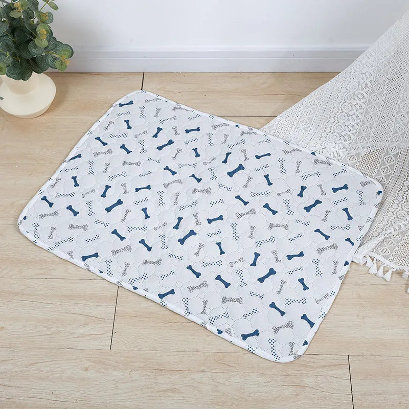 Washable waterproof pet urine pad showing animal pattern design and size options