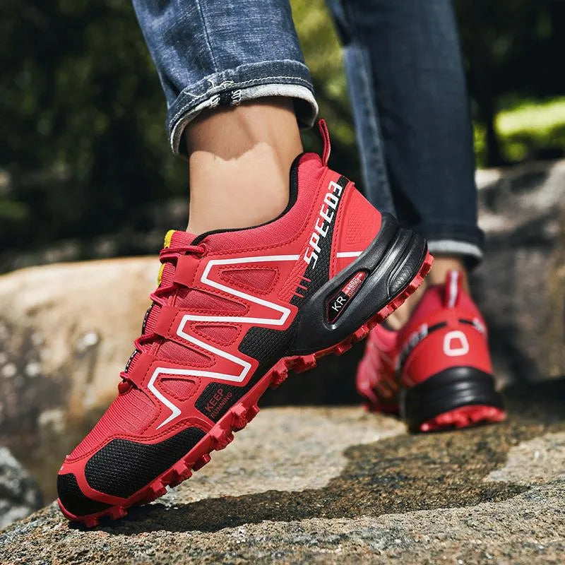 Men's outdoor casual lightweight breathable shoes, synthetic leather upper, low-top, flat heel, available in black red