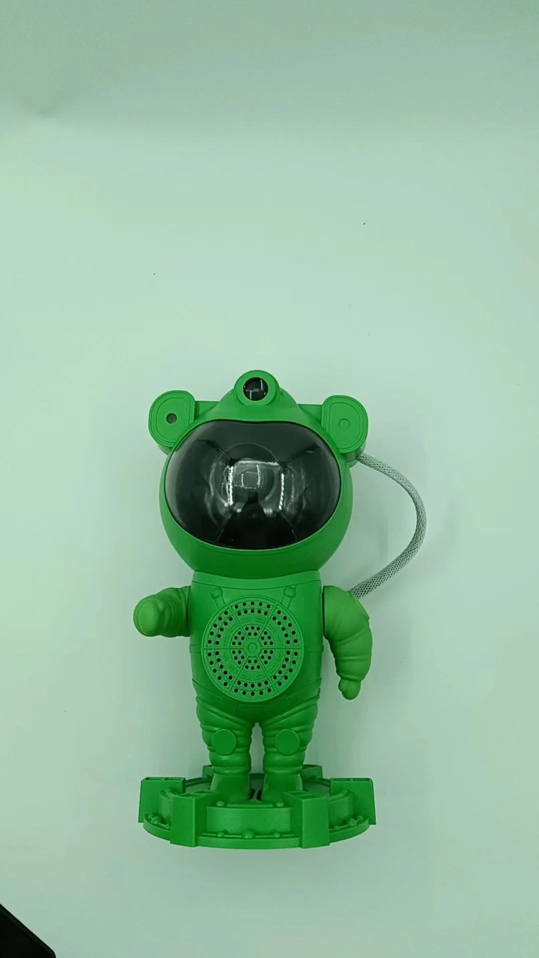 Bluetooth astronaut starry sky projection lamp in white with star projection effect