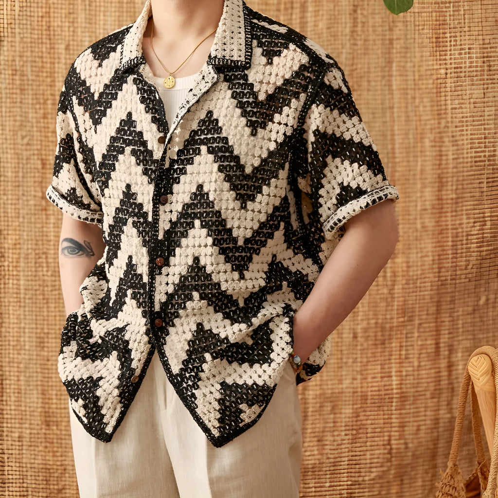 Beach knitted short-sleeved cardigan in black, loose casual top with lapel collar
