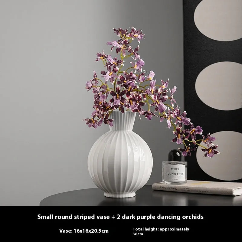 White striped ceramic vase with American country design for table decoration