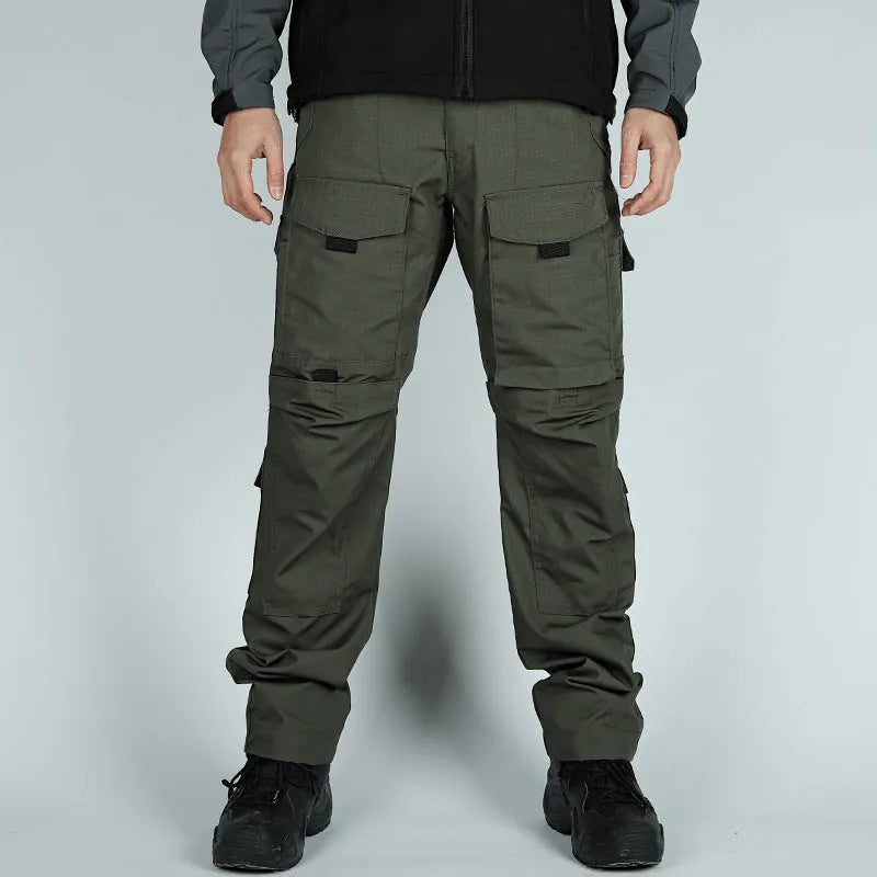 Men's camouflage trousers with multi-functional pockets, wear-resistant fabric, in CP camouflage colour on adult male model