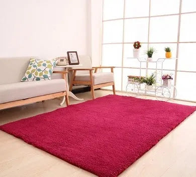 Solid colour lambskin plush carpet with a soft velvet surface and dotted non-slip base.