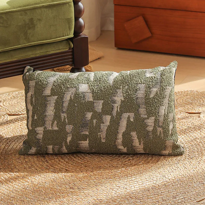 Yarn-dyed jacquard floral pillow cover on a sofa, 45x45cm, in a Nordic retro style.
