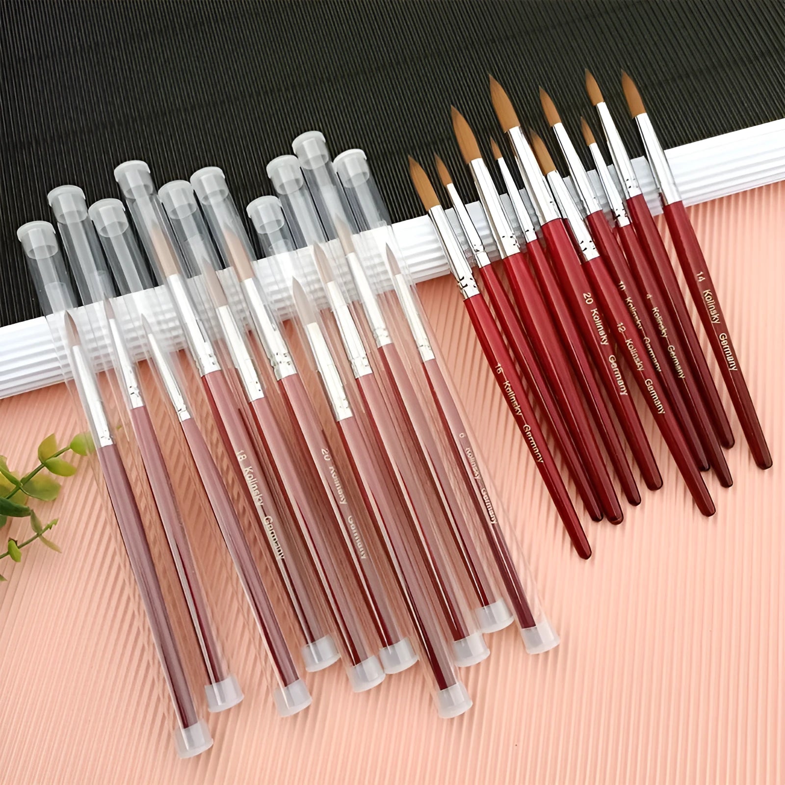 Nail art crystal pen with round tip on rosewood handle for dotting and detailing