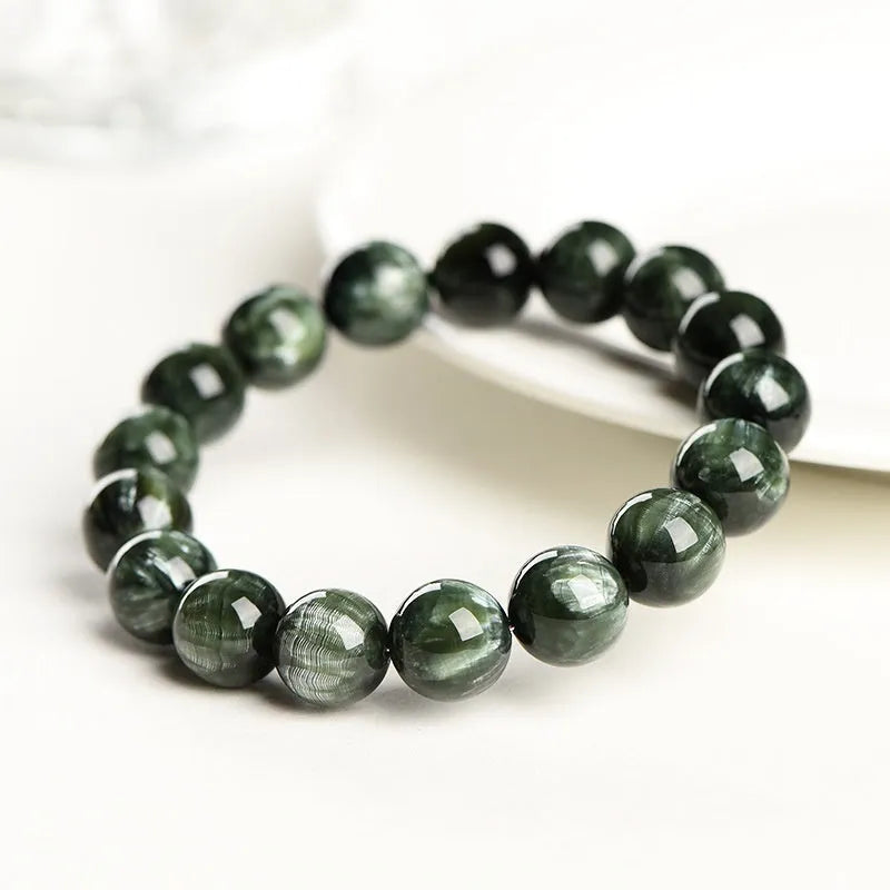 Green Dragon Crystal bracelet with round beads and Ruyi geometric design