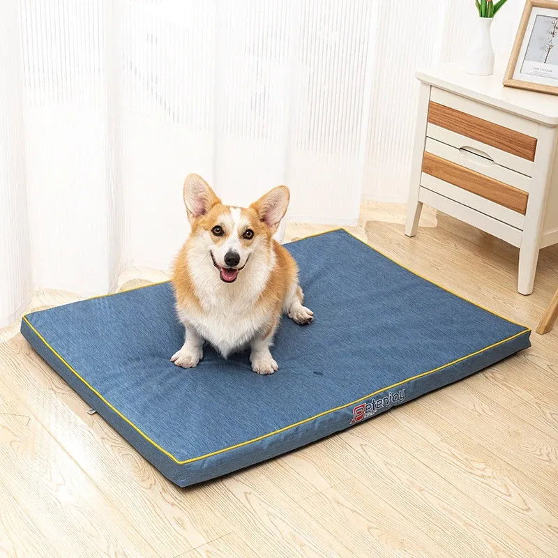 Oxford cloth waterproof scratch-resistant dog bed mat in Oxford blue, showing wooden base and size options for small to large dogs