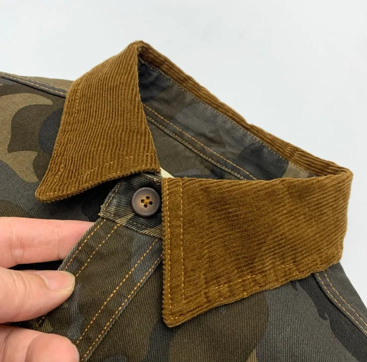 Men's retro camouflage shirt with corduroy lapel stitching and drop-shoulder sleeves in Army Green