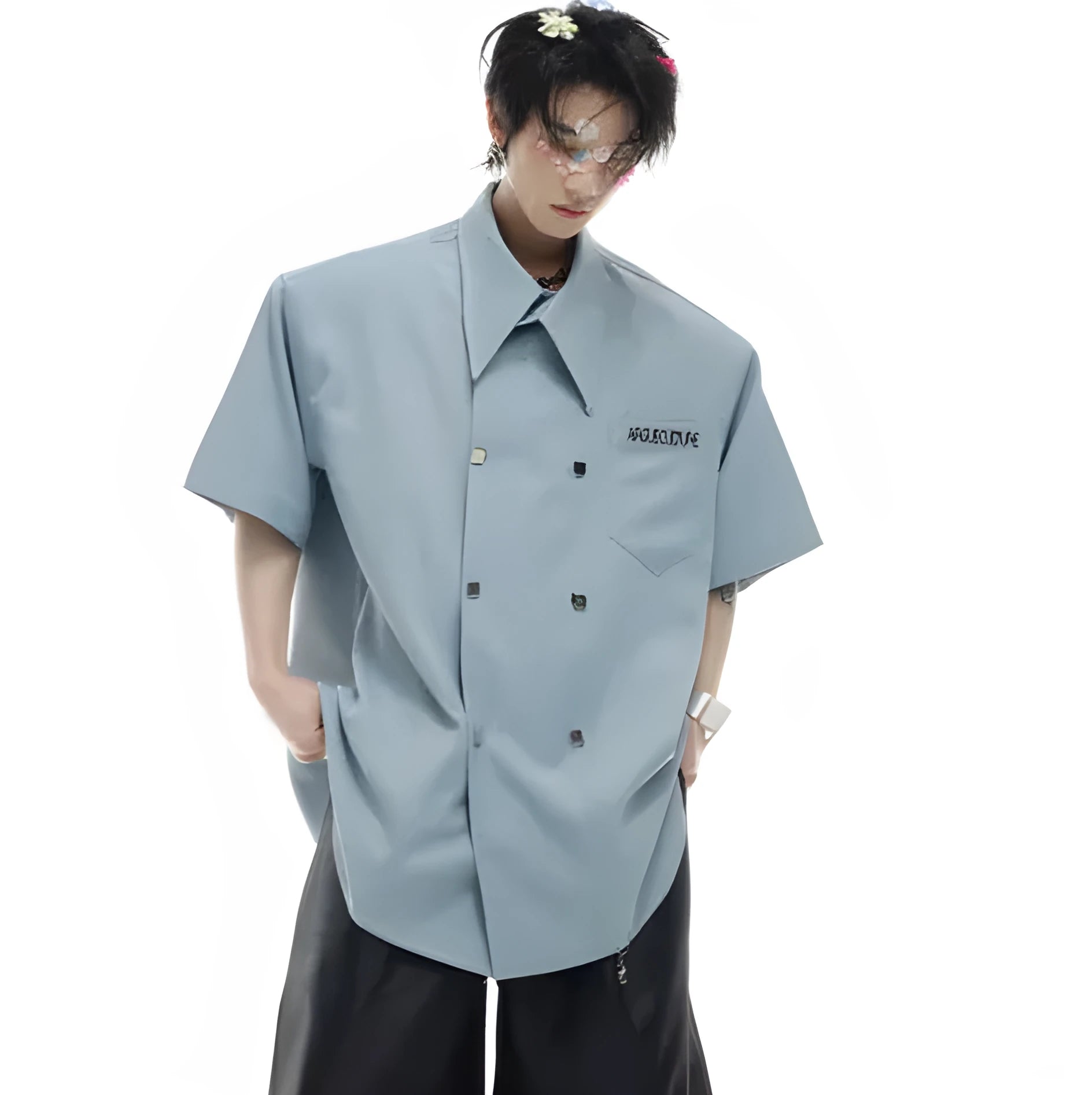 Men's loose fit casual short-sleeved summer shirt with splicing details and metal buttons
