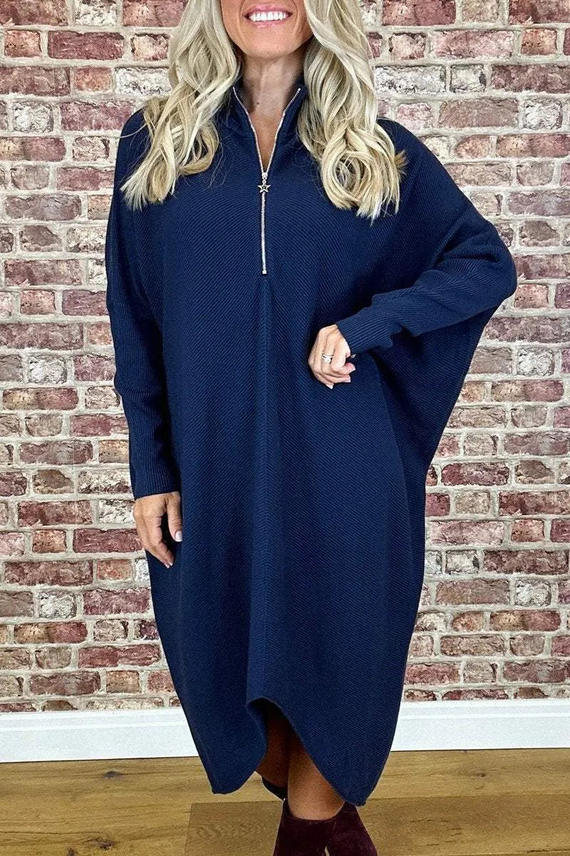 Women's solid colour loose knitted dress with raglan sleeves and a front zip detail