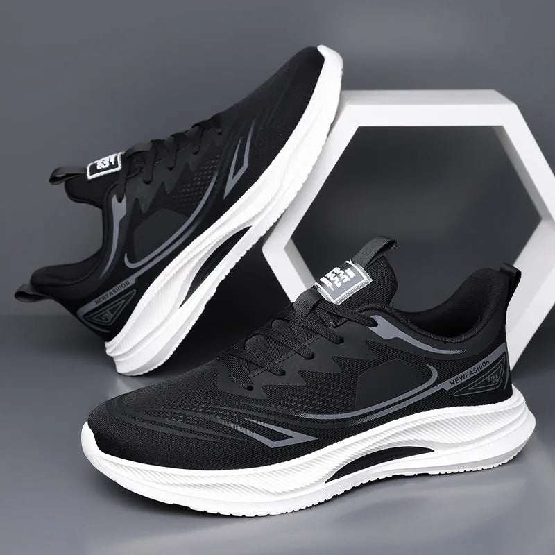 Men's low-top casual shoes in black with breathable mesh upper and rubber sole