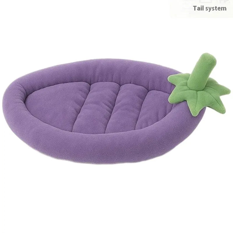 Removable cloth dog bed mat shown in purple, with S M L XL XXL size labels and weight recommendations.
