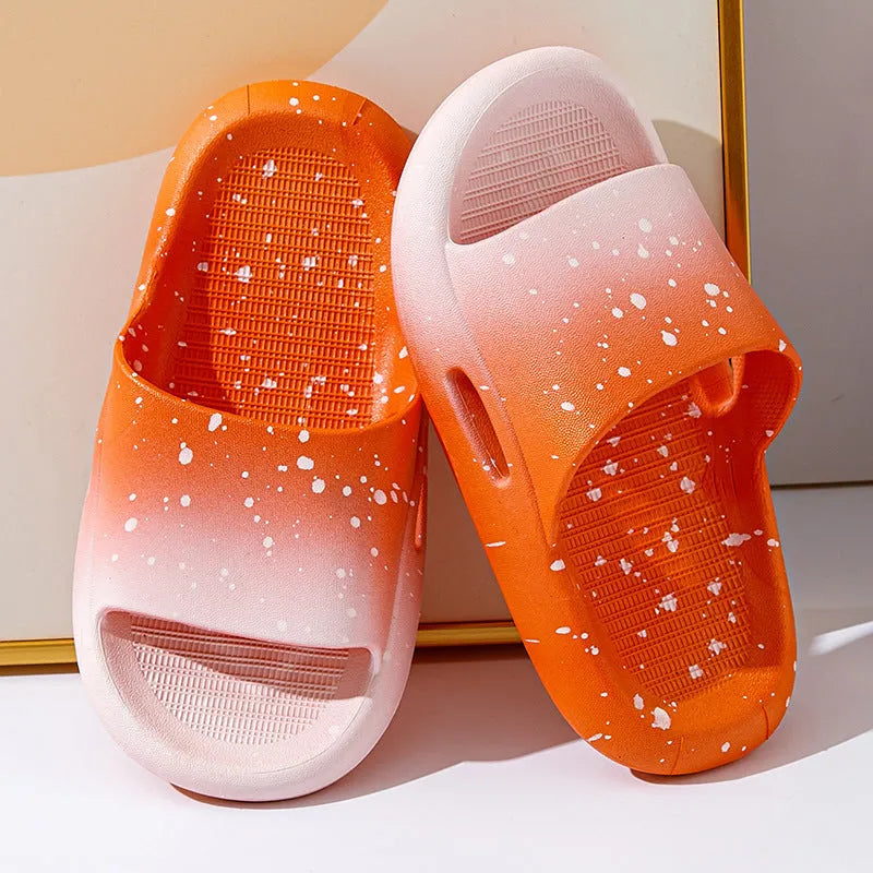 Gradient colour children's PVC summer slippers with non-slip soles in multiple size options