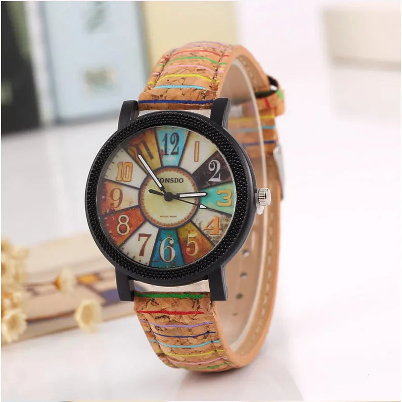 Casual women's watch with leather strap, 37mm round dial and stainless steel buckle