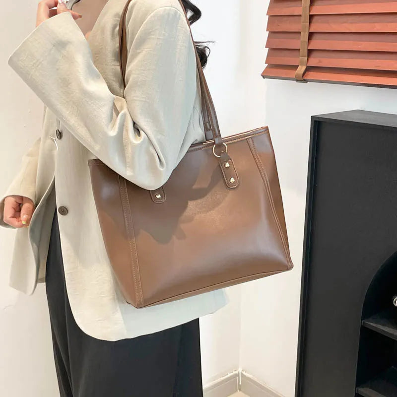Korean style square shoulder bag in PU leather with crossbody strap and sandwich pockets