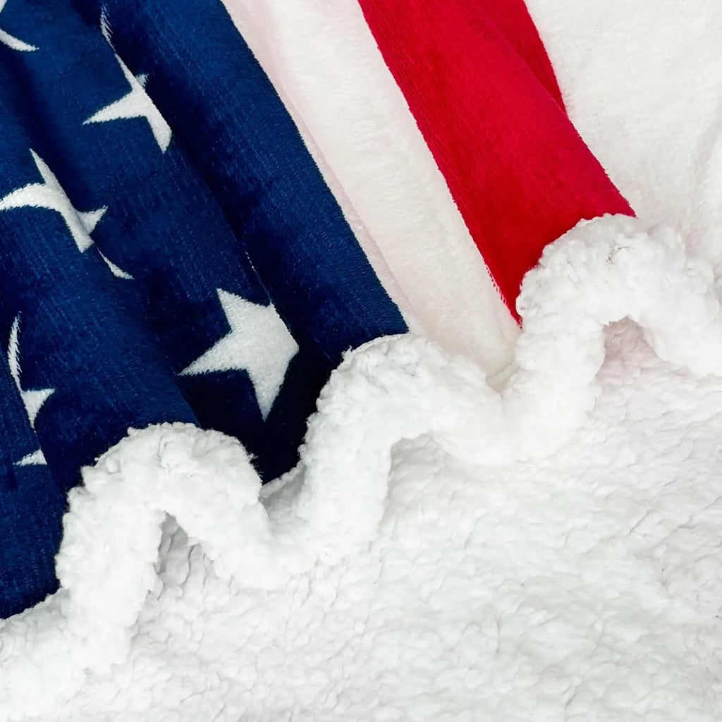 Striped polyester blanket in American style with three size options