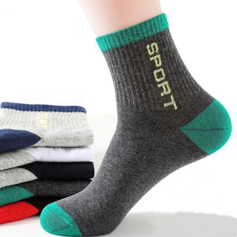 Sports mid-calf basketball deodorant men's socks in tube style with simple design and breathable fabric.