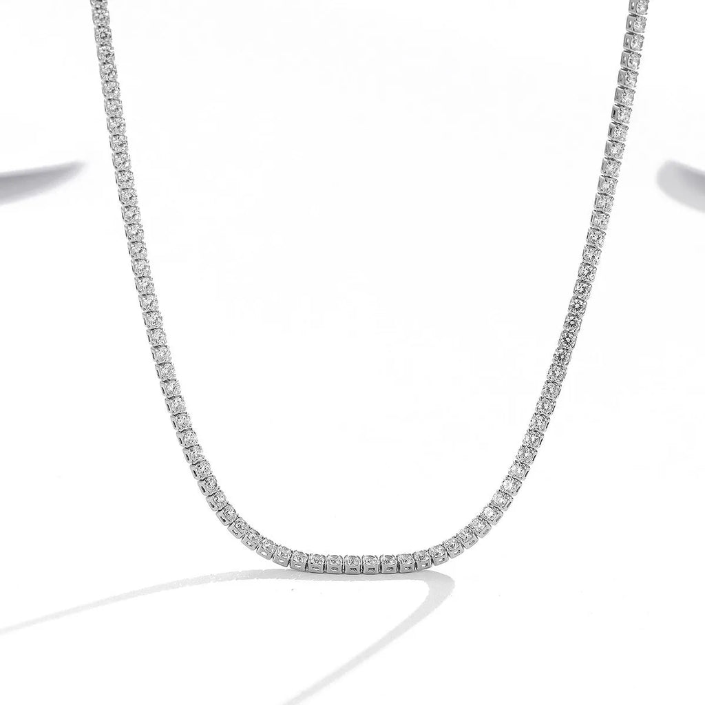 Women's sterling silver necklace with round charm, 925 silver construction with diamond treatment