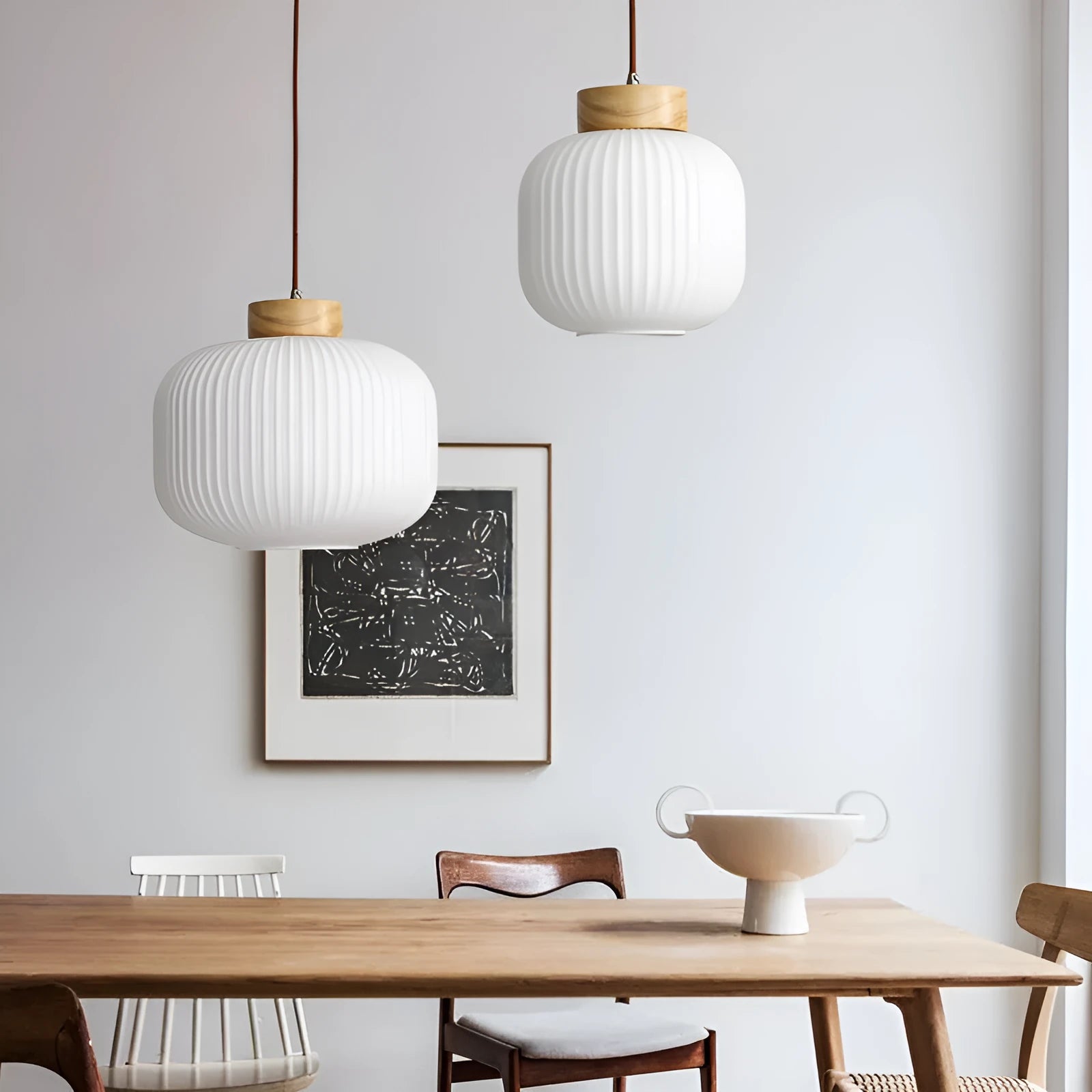 Wooden retro pendant light in Nordic style with three size options
