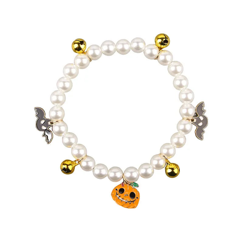 Halloween cat collar decoration with simulated pearl necklace in pumpkin-themed colours