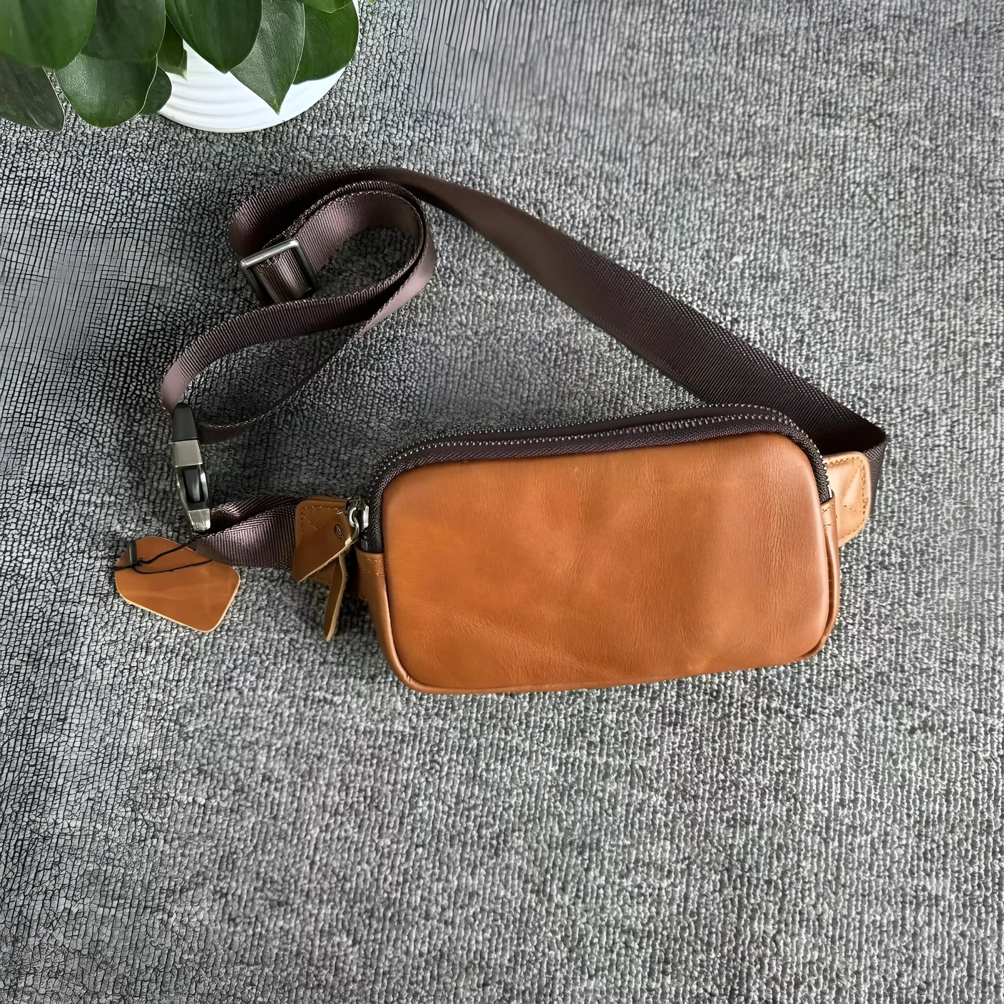 Men's small cowhide leather crossbody bag in black, brown, and light brown solid colours, 17cm x 3.5cm x 11cm