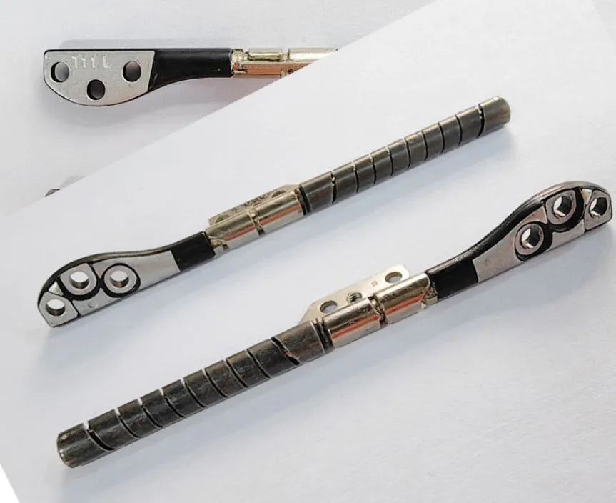 A1286 MacBook Pro 15-inch laptop screen shaft replacement component with original factory processing