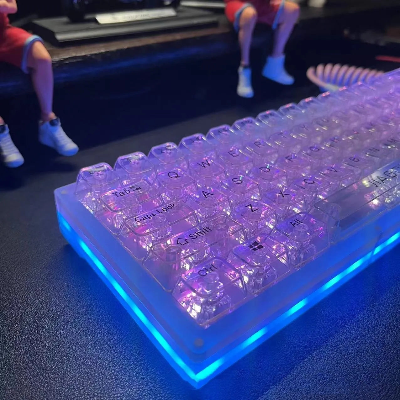 Large transparent plastic key cap set with 132 keys for mechanical keyboard replacement