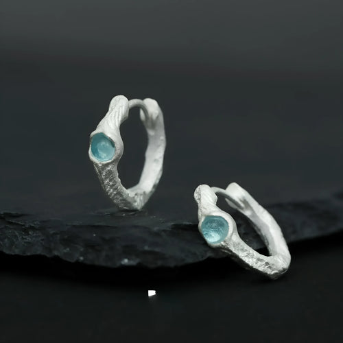 925 silver geometric ear clips with burnt silver electroplating finish and round design elements