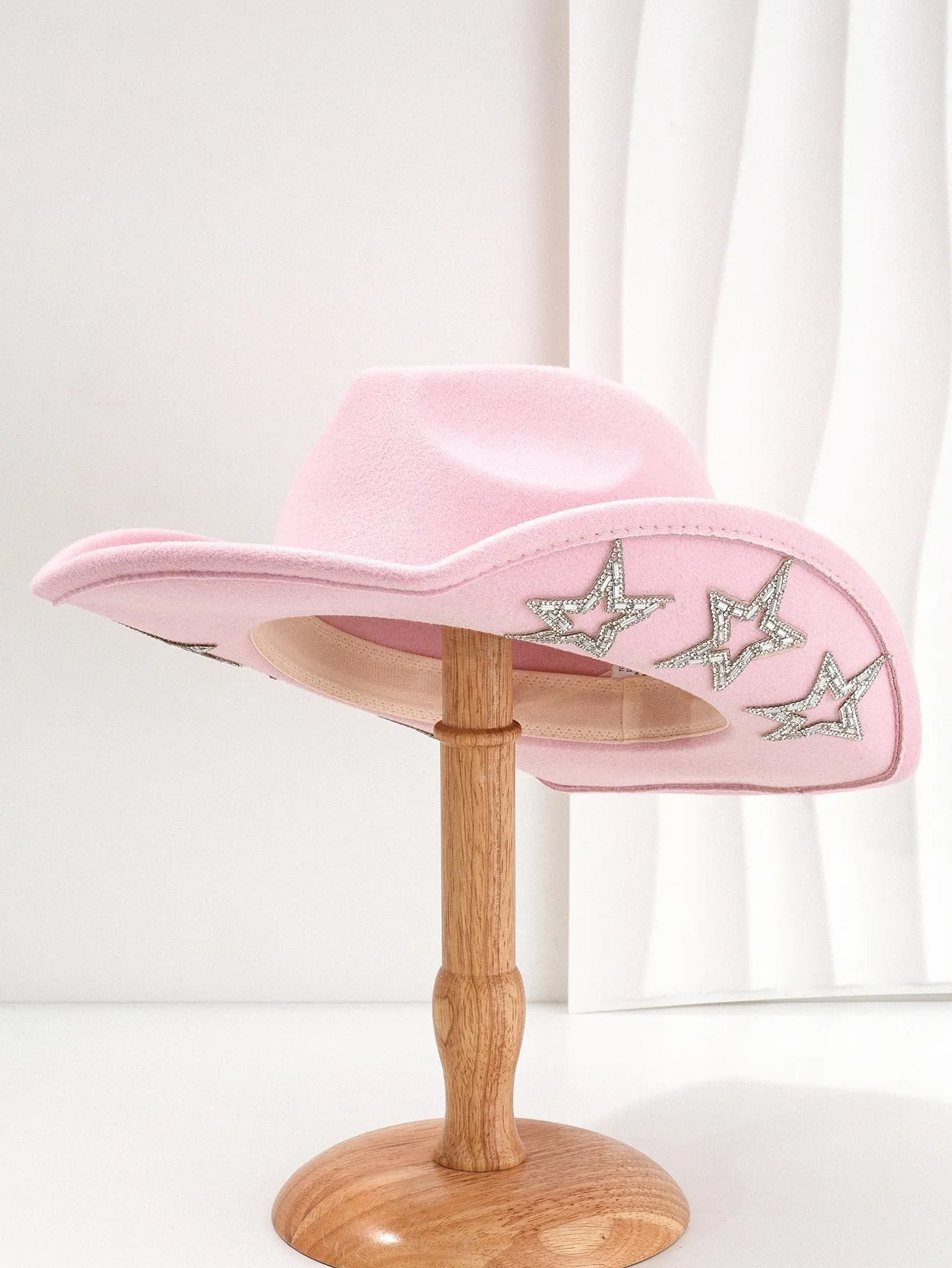 Polyester woven western cowboy hat with conical crown in beige colour with hexagonal star details