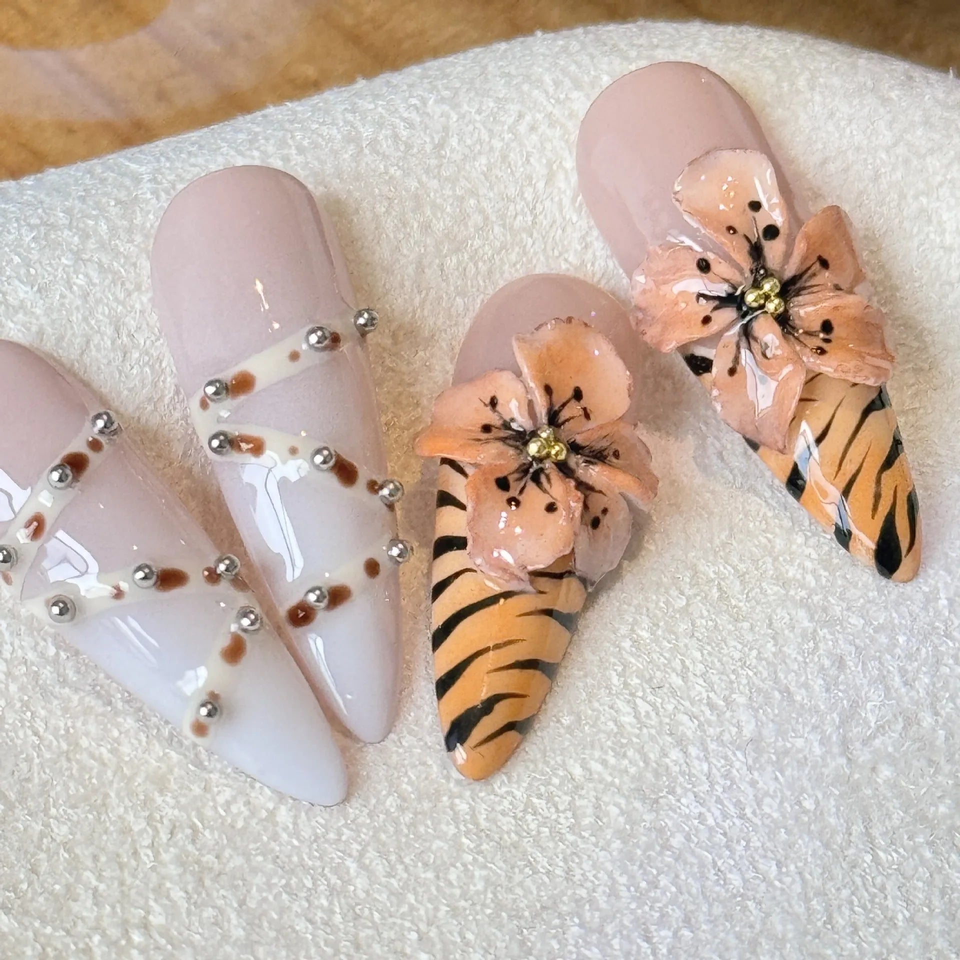 French-style leopard print nail stickers with cross and flower designs in 10-piece pack