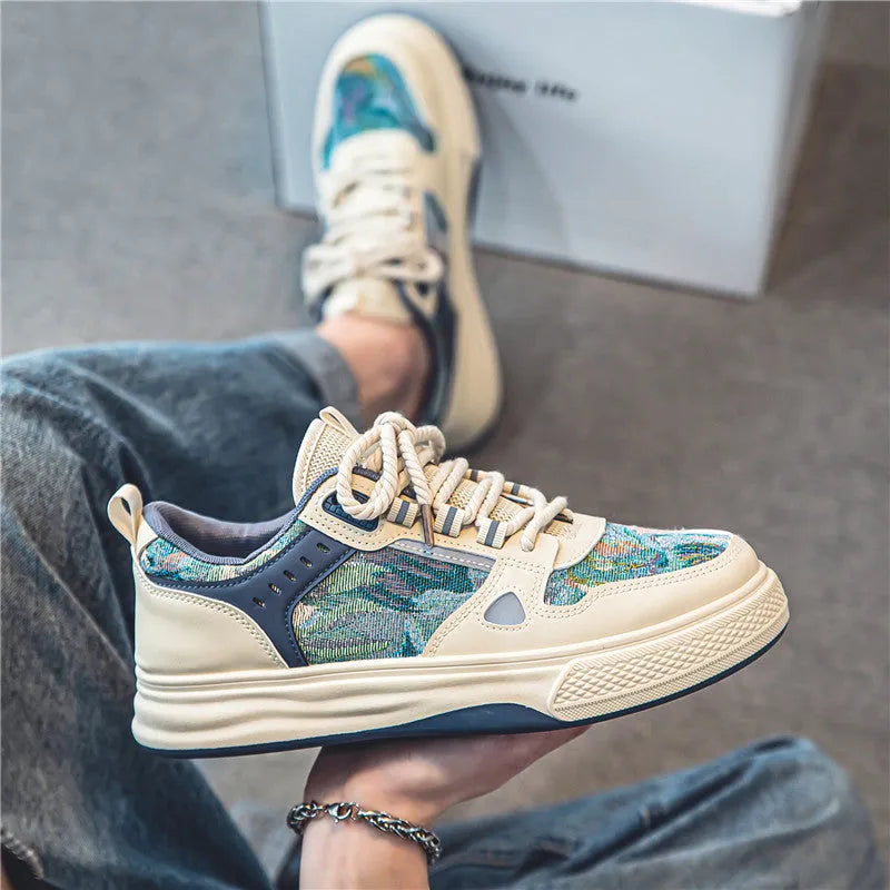 Casual canvas shoes with round toe and flat heel in Milan green or beige colour options