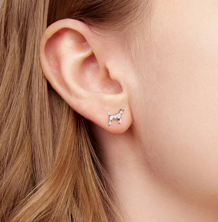 Golden retriever mini ear studs in silver with electroplated finish on a white background