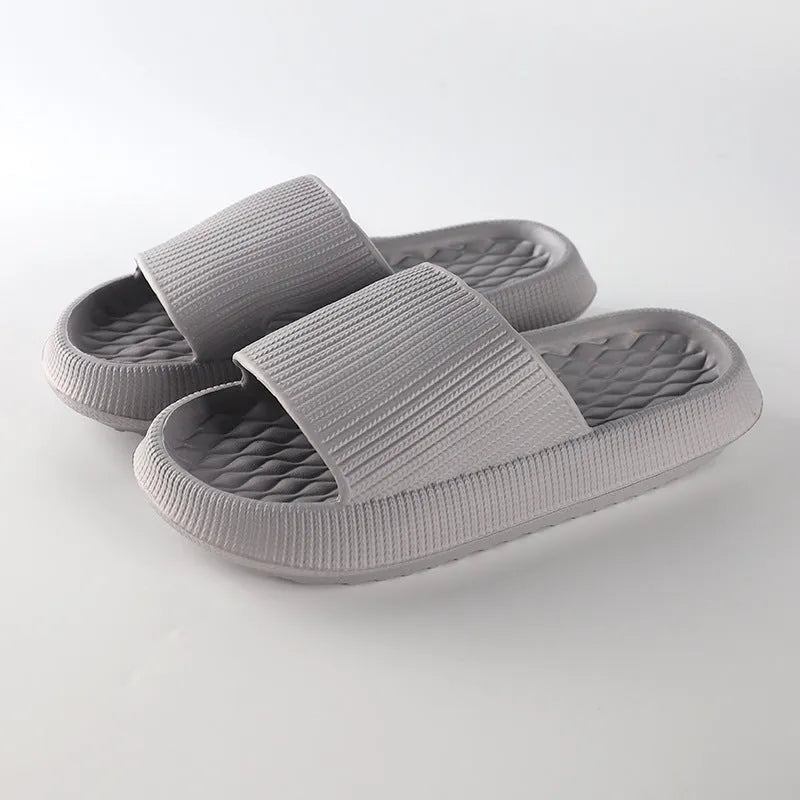 Women's solid colour EVA slippers with rhombus stripe pattern and anti-slip sole, pink colour