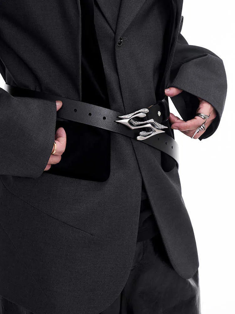 Black two-layer cowhide leather men's belt with metal letter buckle, length 110cm.