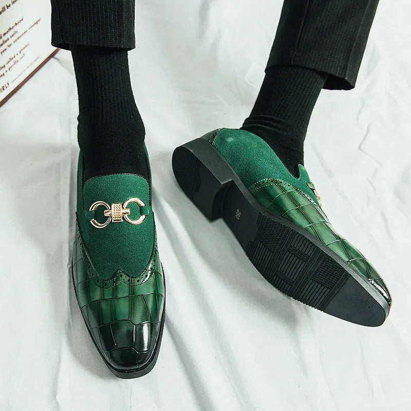 Men's Korean style business casual shoes with artificial PU leather upper and rubber sole in black and green colours
