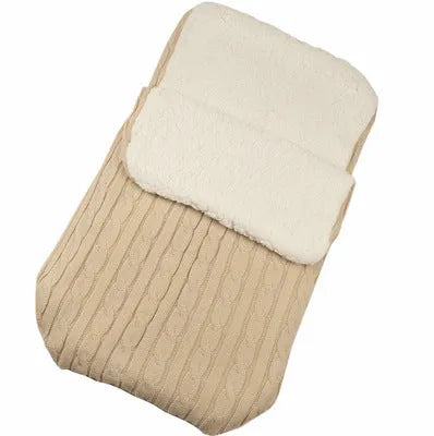 Envelope-style baby stroller sleeping bag with thick filling for winter, shown in a choice of colours.