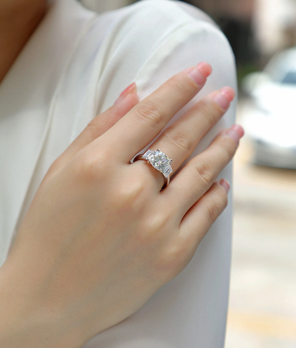 Moissanite wedding ring set with square cut 9x9 stone in platinum-plated S925 silver, gift box packaging