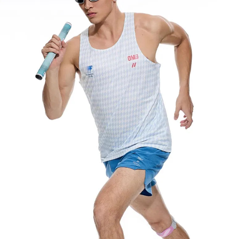 Four-point stretch running shorts in blue with laser punching stitching detail