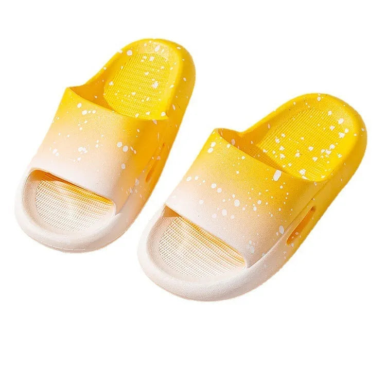 Gradient colour children's PVC summer slippers with non-slip soles in multiple size options