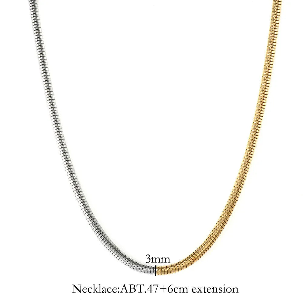 Golden stainless steel snake bone chain necklace with 3mm thickness and geometric line design