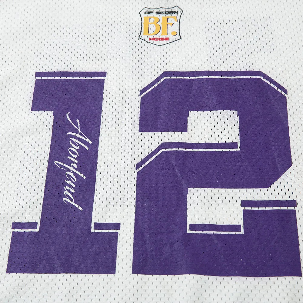 Long-sleeved t-shirt with digital print contrast colour design and V-neck styling in polyester jersey fabric