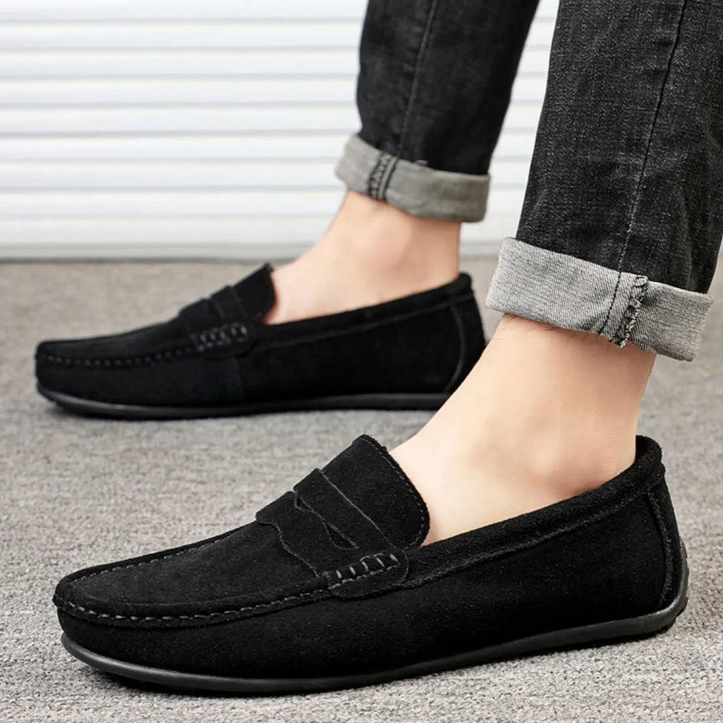 Men's suede leather loafers in solid colours with round toe and flat rubber sole