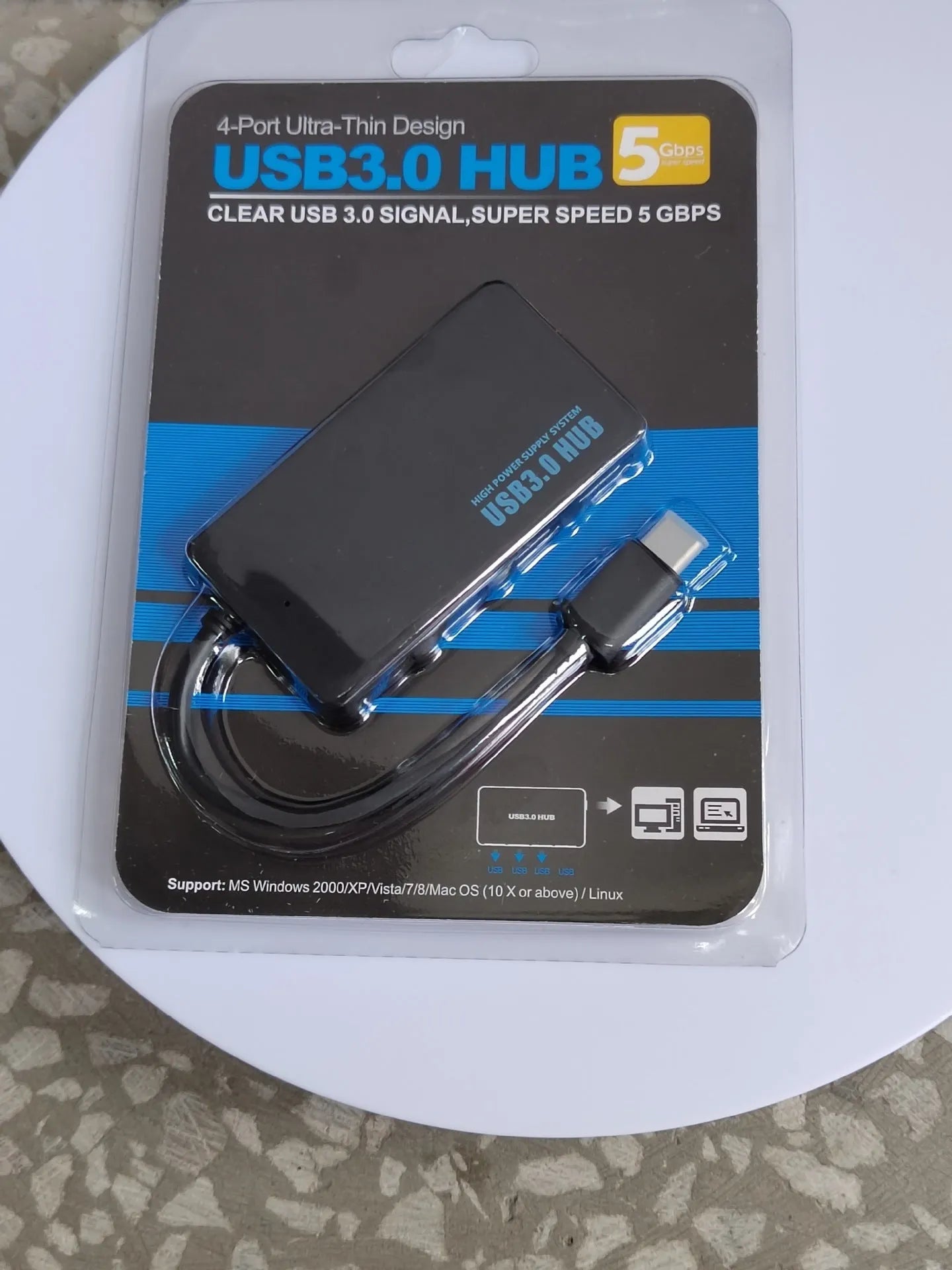 Multi-computer USB extender with USB and Type-C interfaces showing 20cm cable and converter unit
