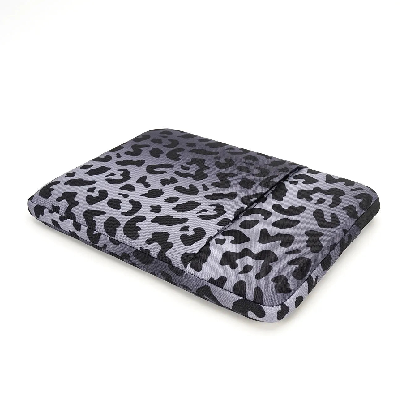 Leopard print laptop sleeve with anti-shock protection for 13-inch to 16-inch devices