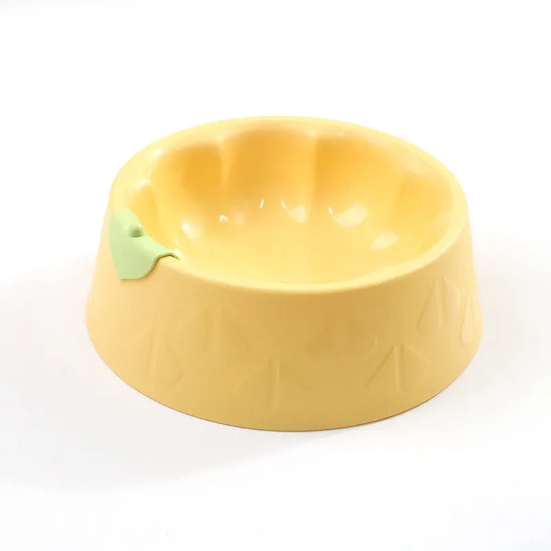 Green plastic anti-tipping pet bowl for cat or dog food and water