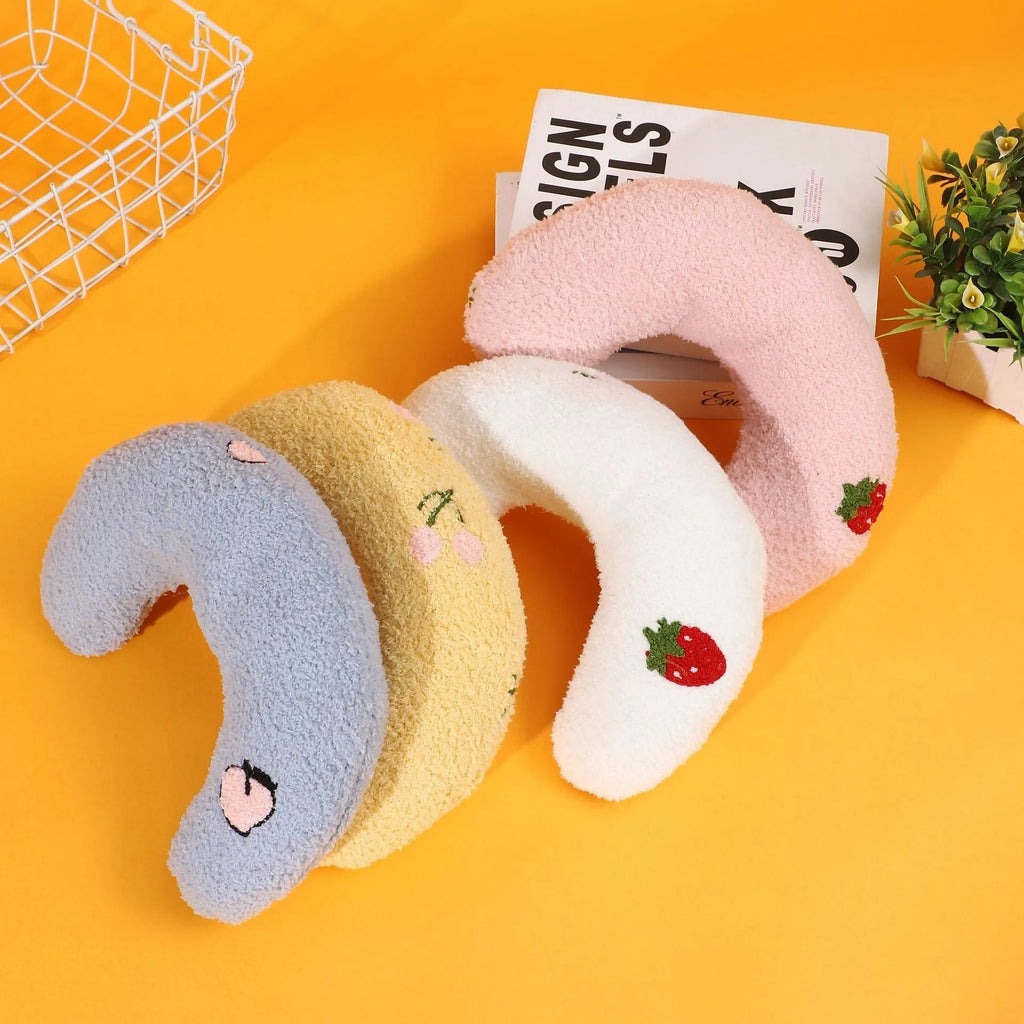 Cartoon U-shaped half moon pillow for cats in blue pink white yellow colour options